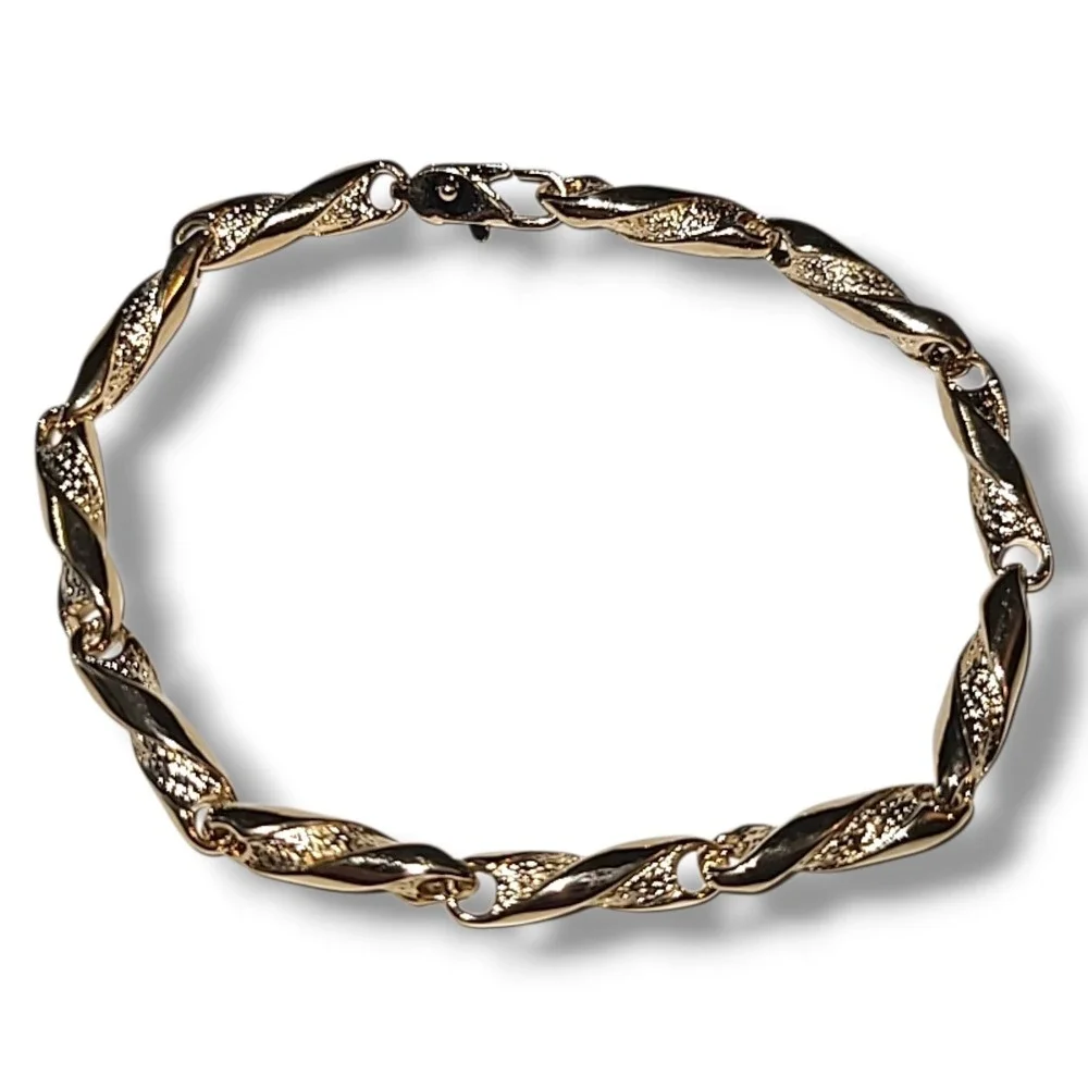 Vintage 14K Gold Plated Twisted Textured Bar Link Bracelet 7